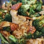 Best Chicken with Broccoli in Pampa, TX